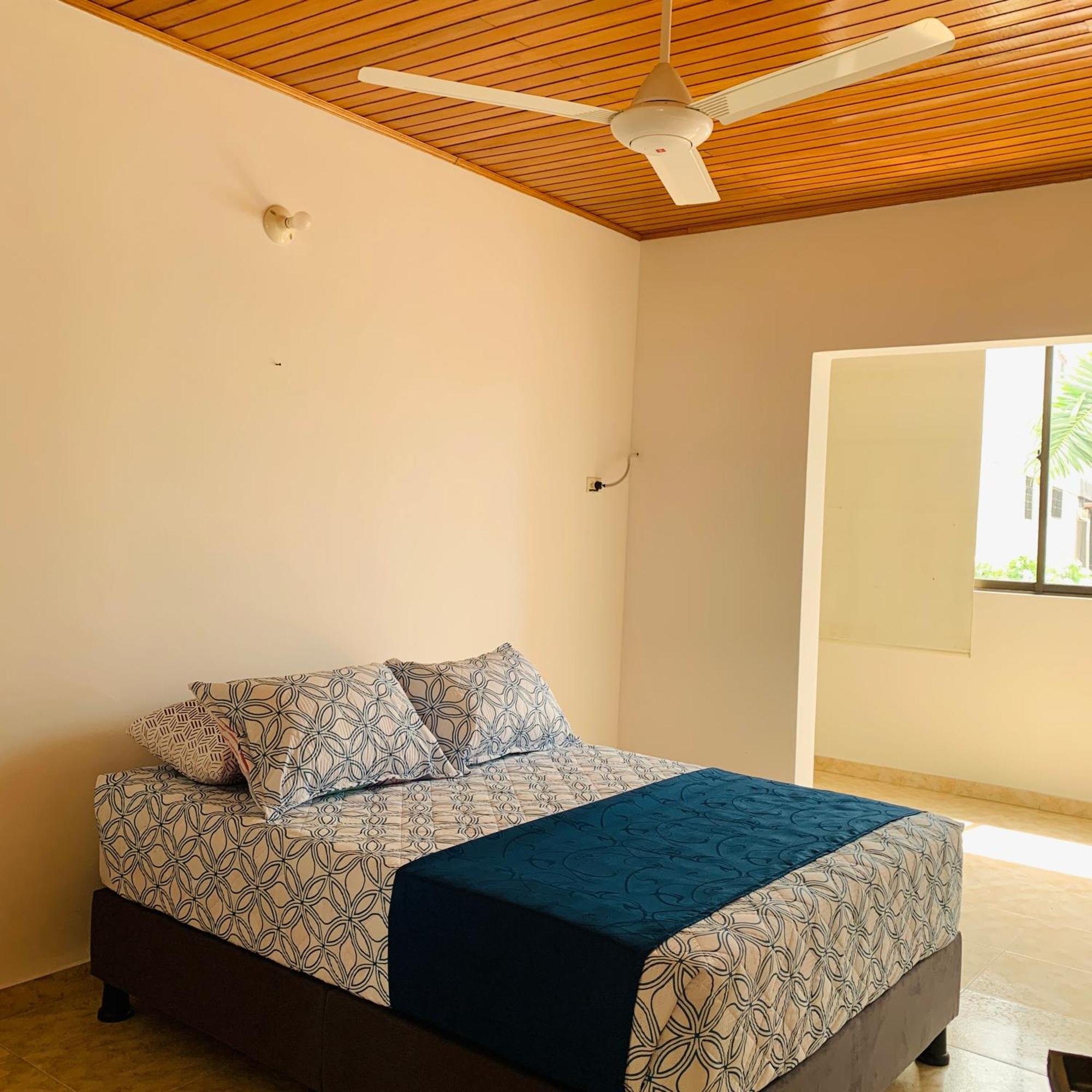 Hostel Cerca Al Centro Historico Cartagena Εξωτερικό φωτογραφία