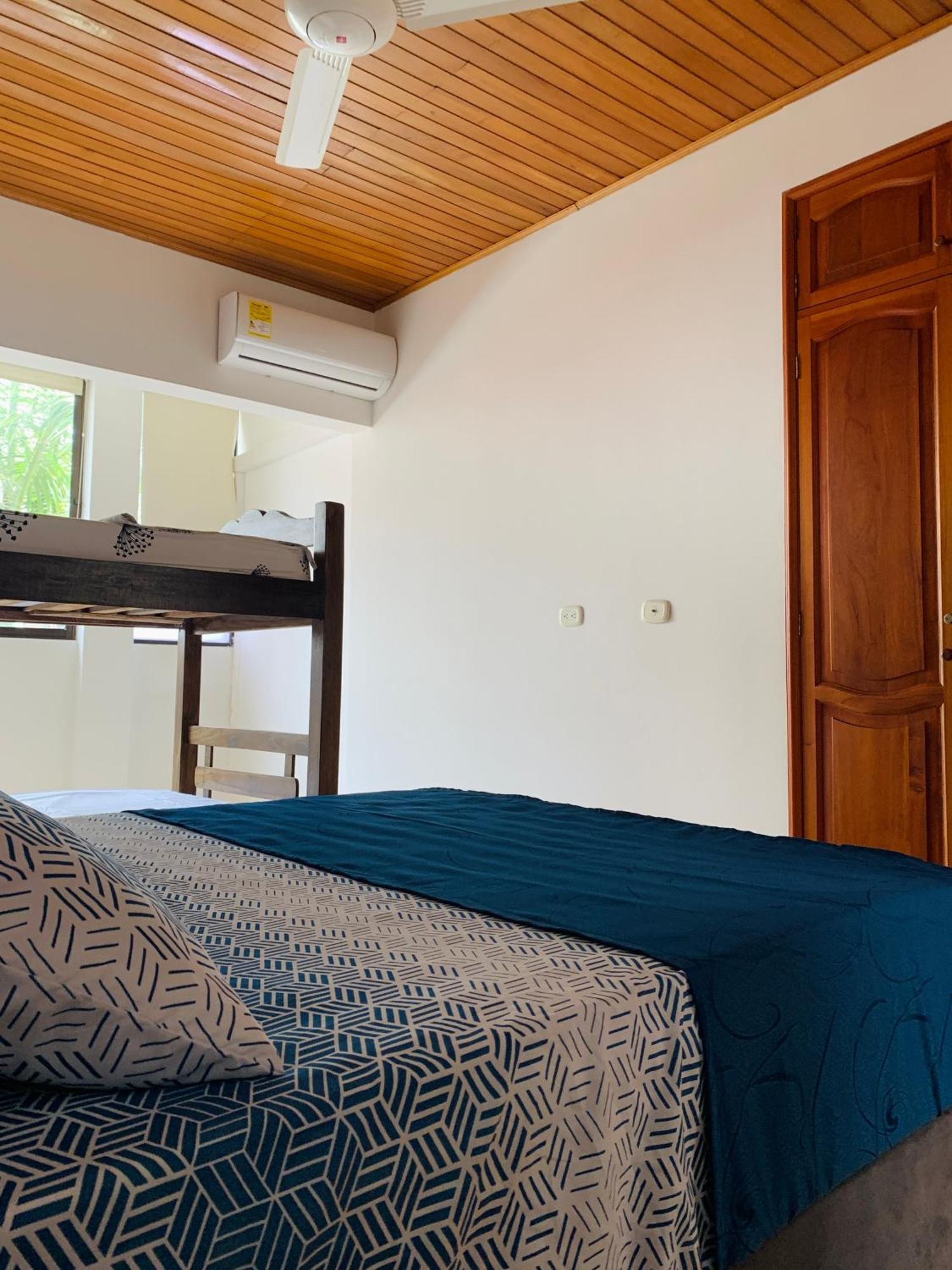 Hostel Cerca Al Centro Historico Cartagena Εξωτερικό φωτογραφία