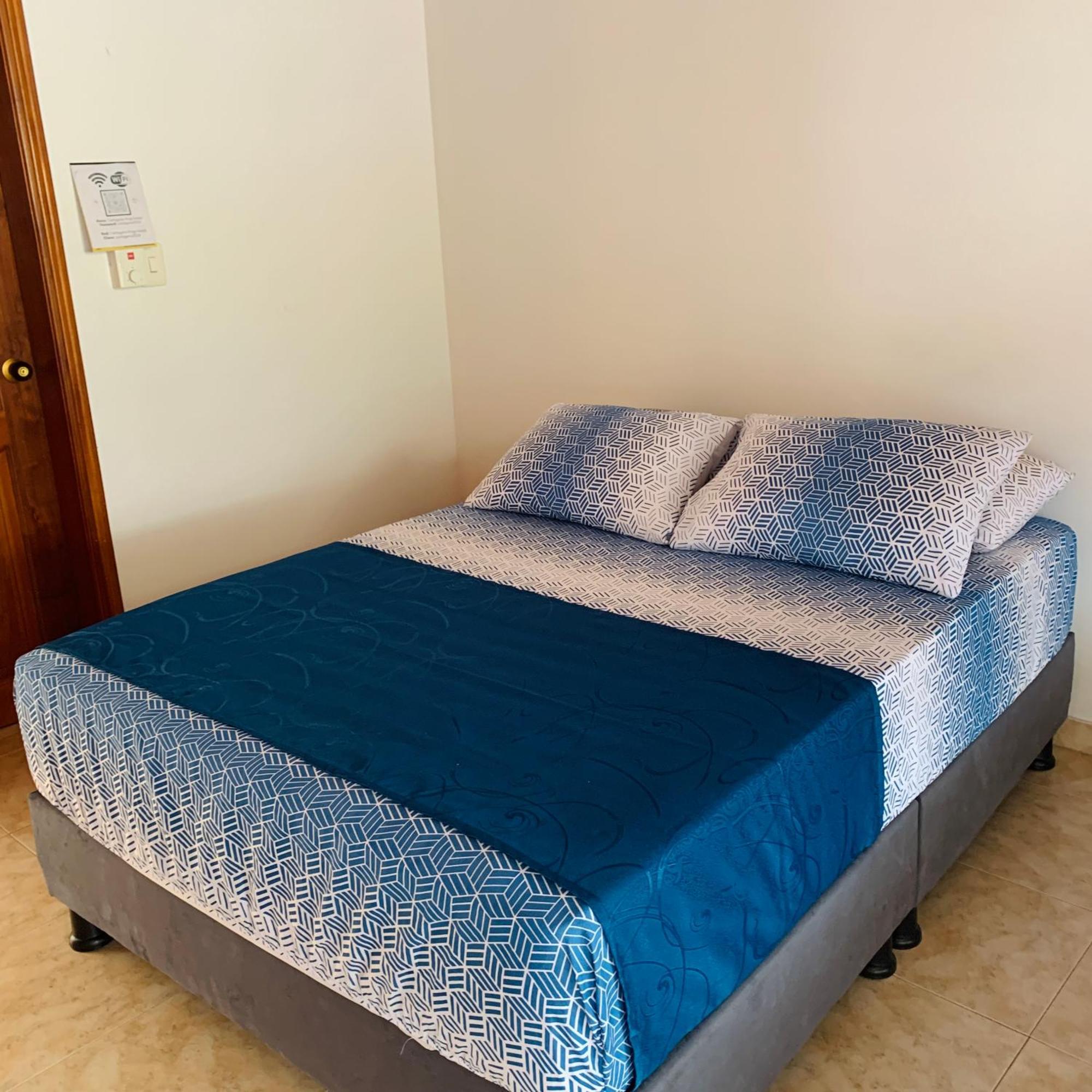 Hostel Cerca Al Centro Historico Cartagena Εξωτερικό φωτογραφία