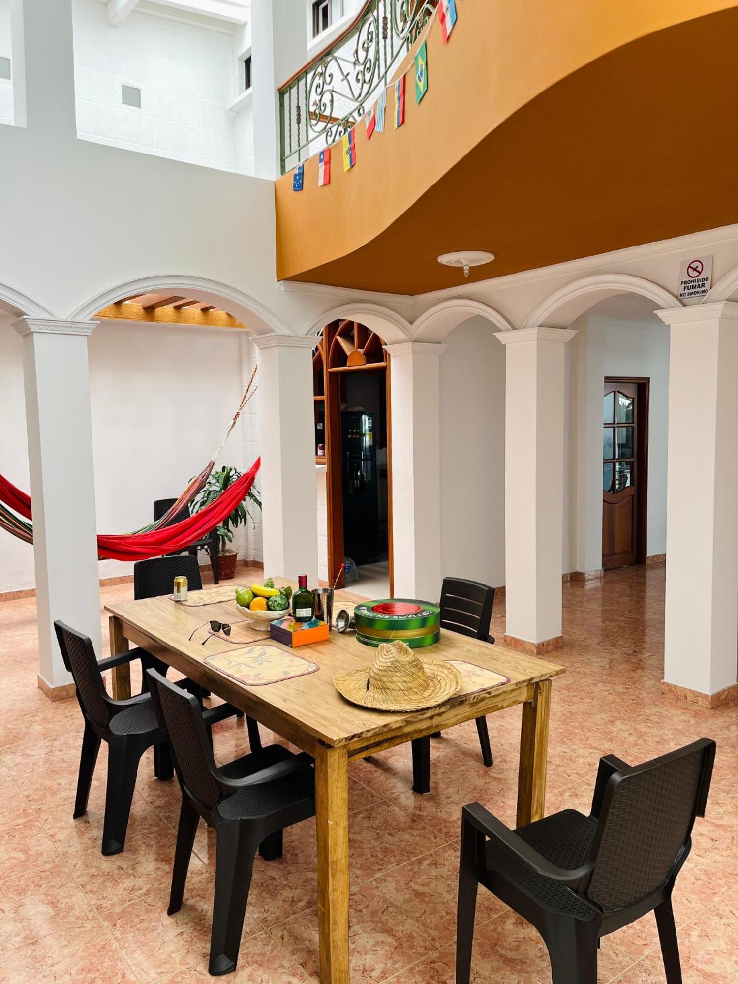 Hostel Cerca Al Centro Historico Cartagena Εξωτερικό φωτογραφία
